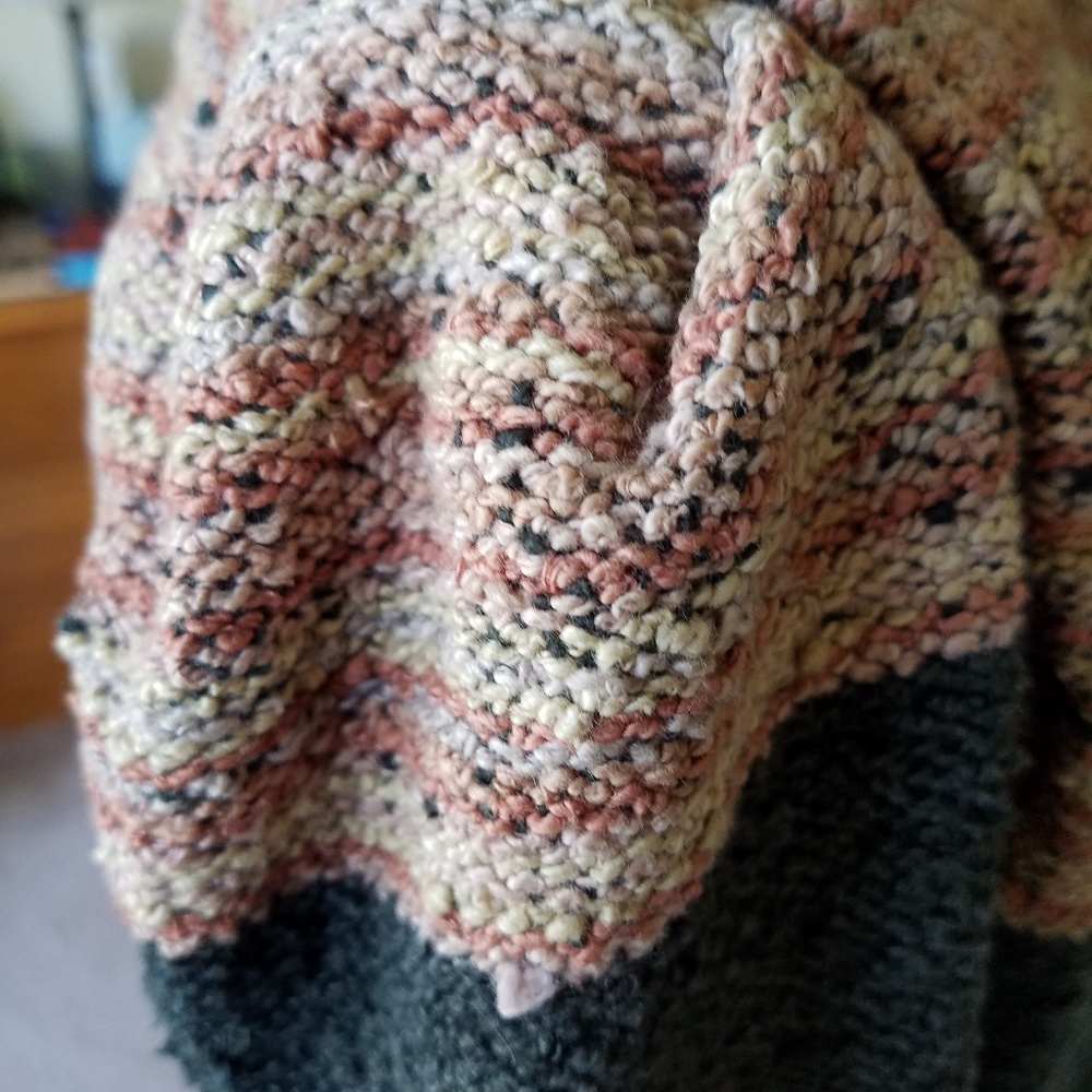 Hand made Bolero Style jkt. - Picture 3 of 5